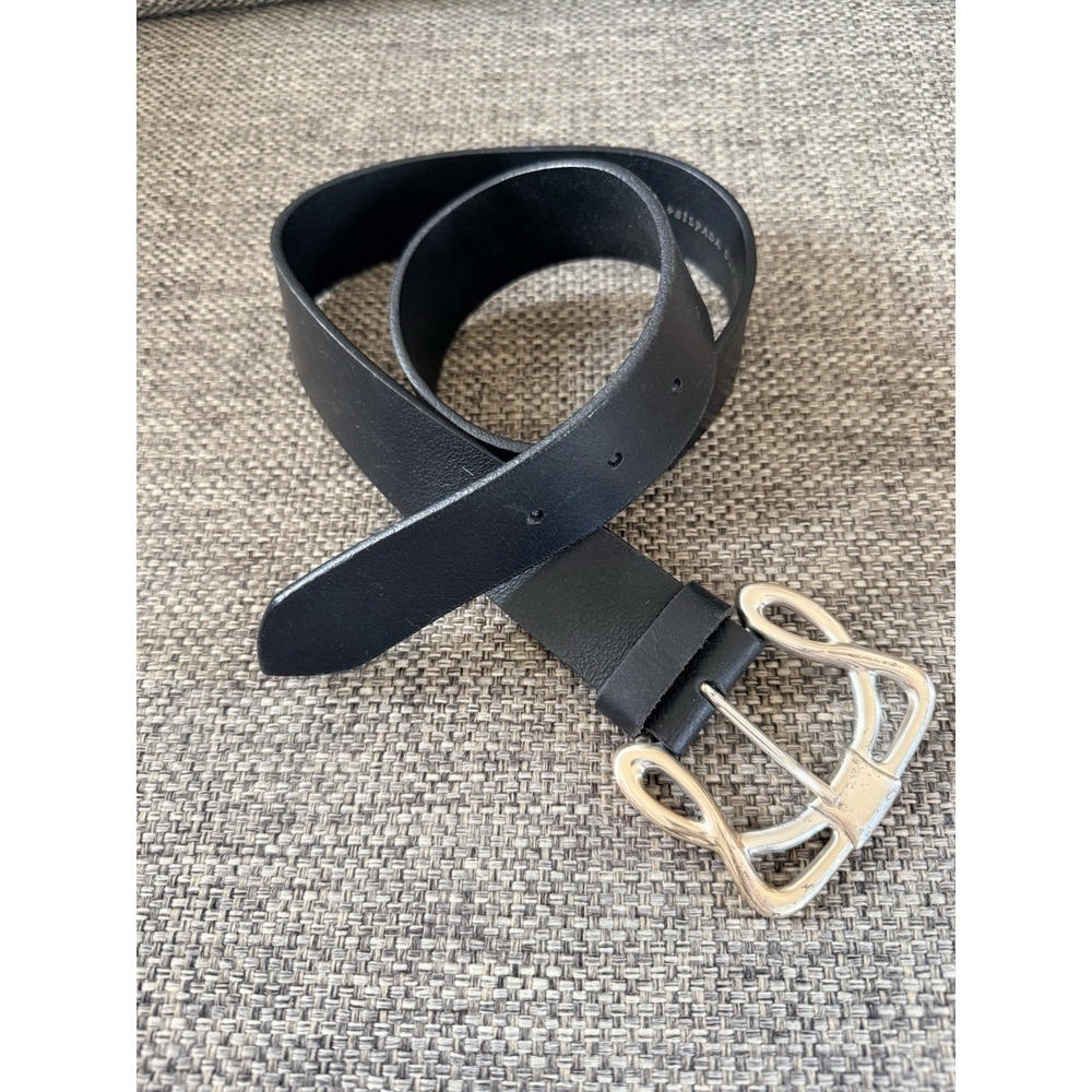Silpada Designs Women's Genuine Leather Black Belt Size M. Measures 36"inch